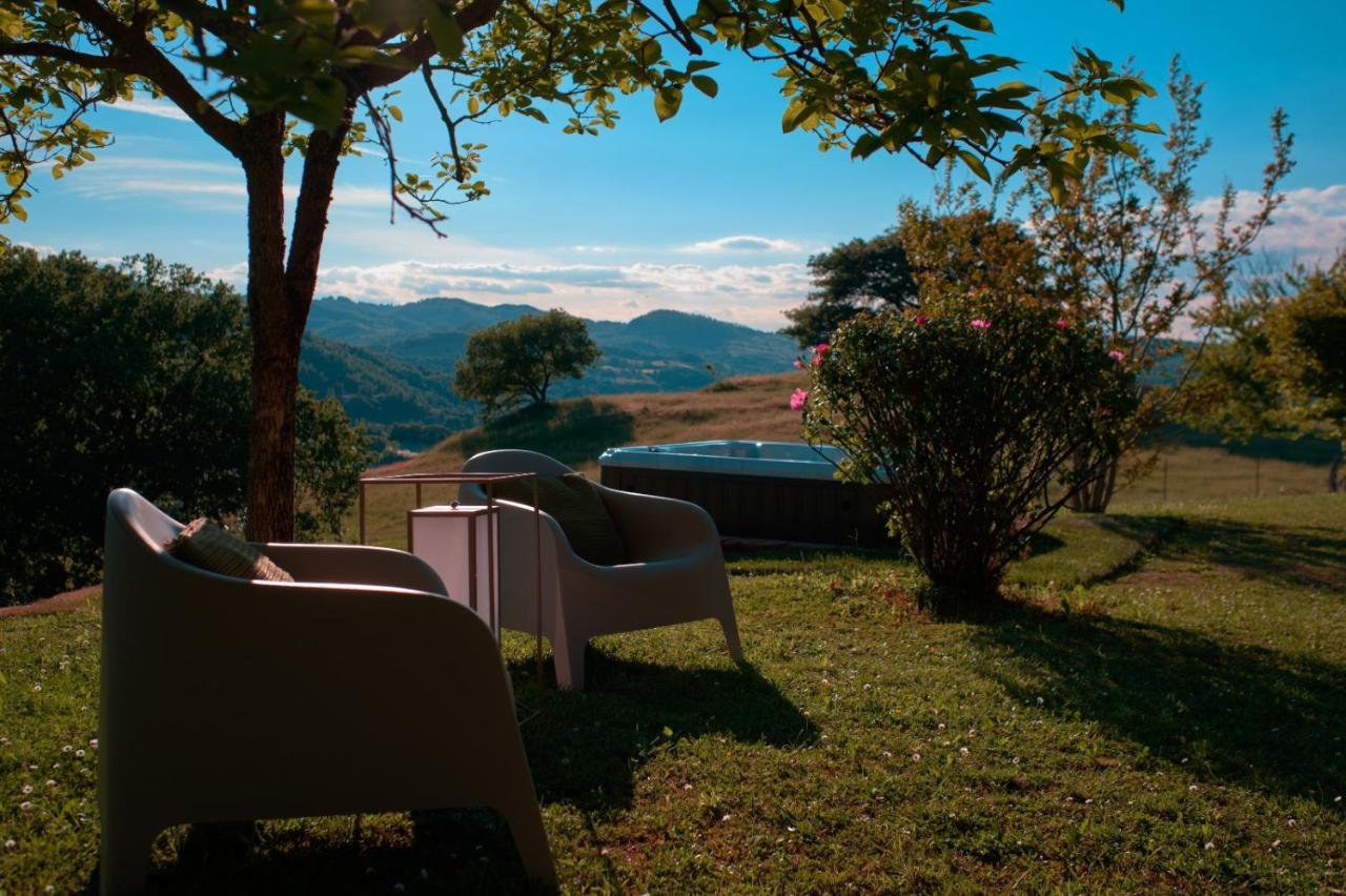 Casa Vacanze Colonnata 구비오 외부 사진