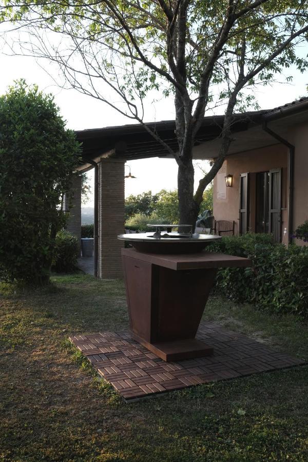 Casa Vacanze Colonnata 구비오 외부 사진