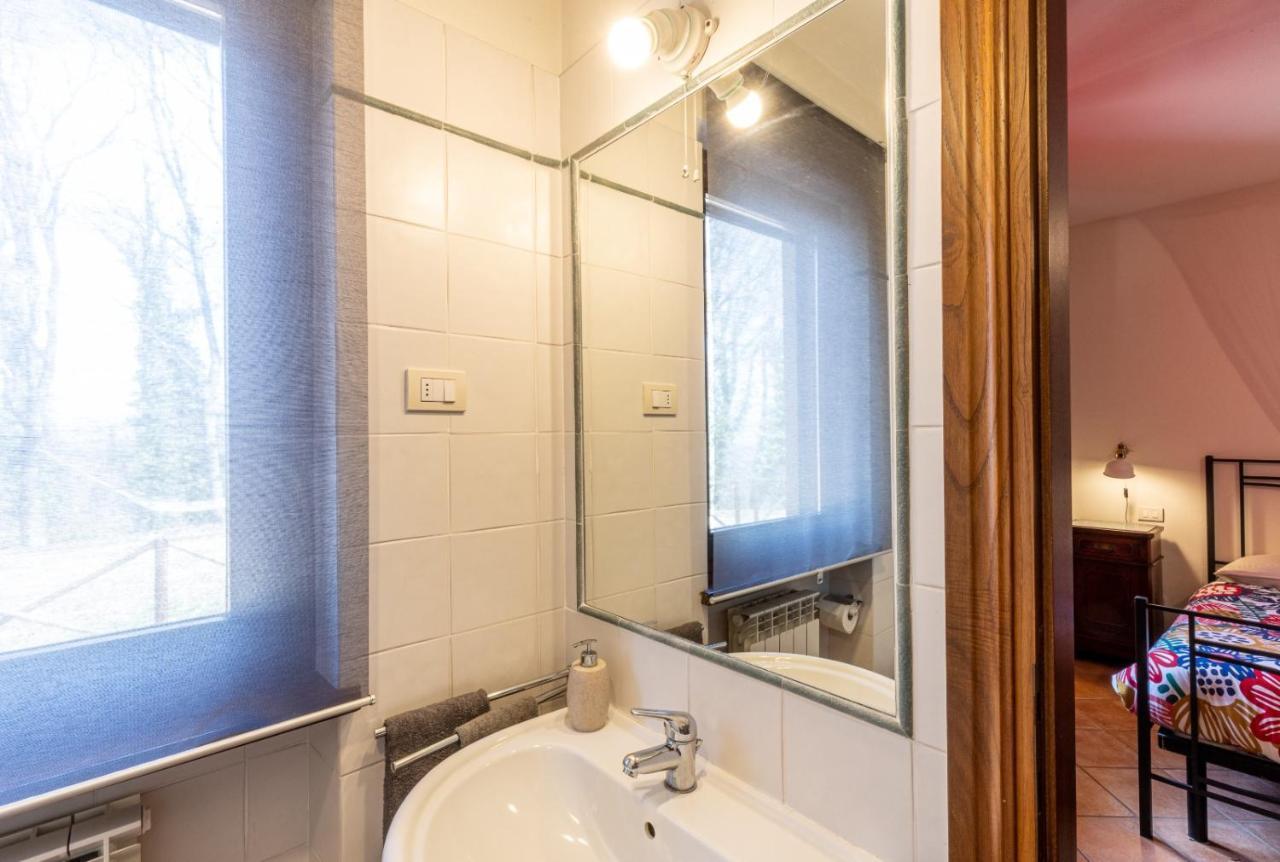 Casa Vacanze Colonnata 구비오 외부 사진