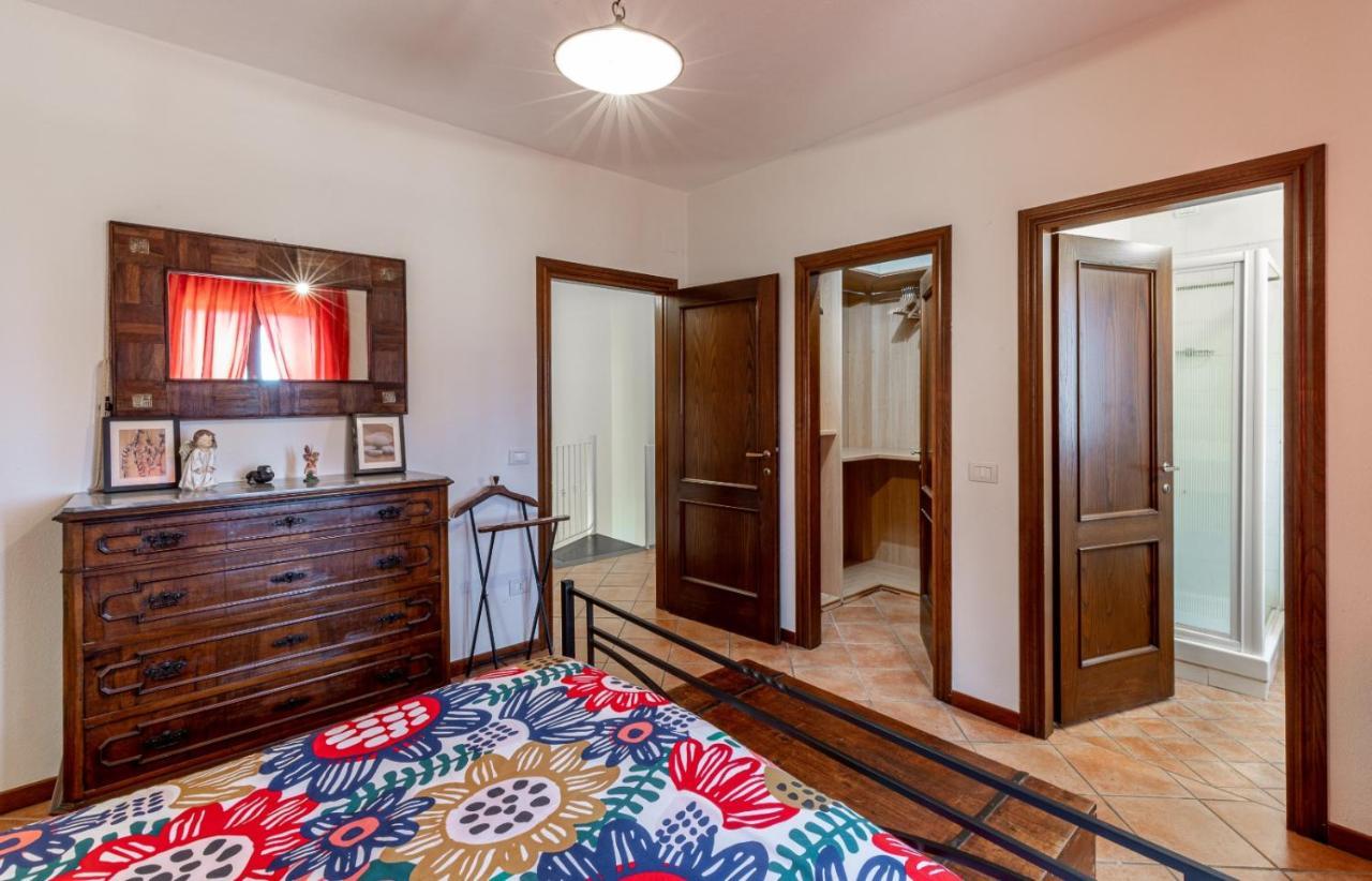 Casa Vacanze Colonnata 구비오 외부 사진